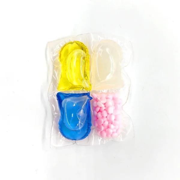 4-in-1-Eco-Friendly-Household-Cleaning-Gel-Laundry-Detergent-and-Apparel-Capsules-with-Prolonged-Fragrance-Disposable-OEM-ODM