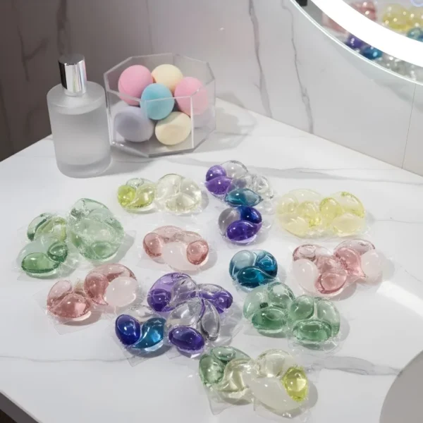 Customized-Eco-friendly-Laundry-Detergent-Pods-Multi-purpose-Strong-Cleaning-Power-Soften-Fabrics-Water-Soluble-Color-Protector