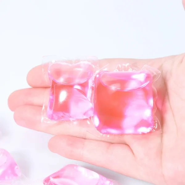 Wash-Clothes-Pod-Single-Cell-Detergent-Capsule-Clothes-Cleaning-Pods-Top-Detergent-Factory-in-China-8-G-15-G-piece